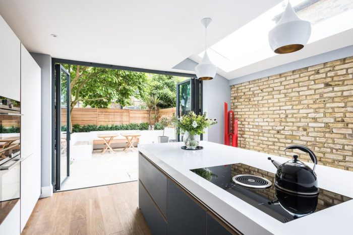 Best Skylight Choices for Your Kitchen Extension
